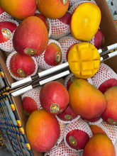Load image into Gallery viewer, Fresh Peruvian | Venezuelan Sweet Mango